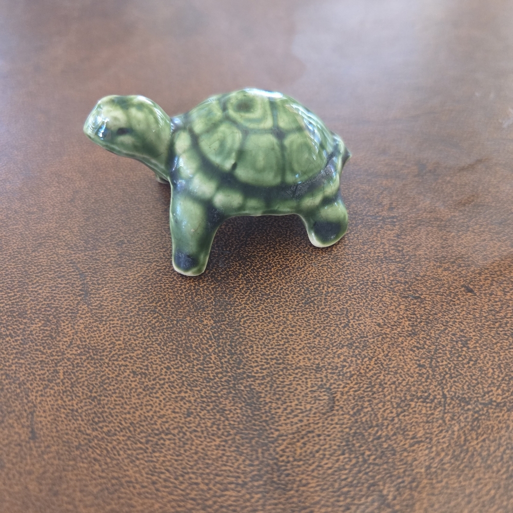 Vintage Ceramic Green Turtle